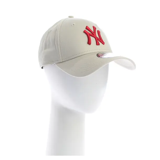 Cap in White, Cotton, New Era