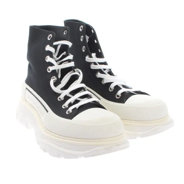 Sneakers in Black, , Alexander McQueen