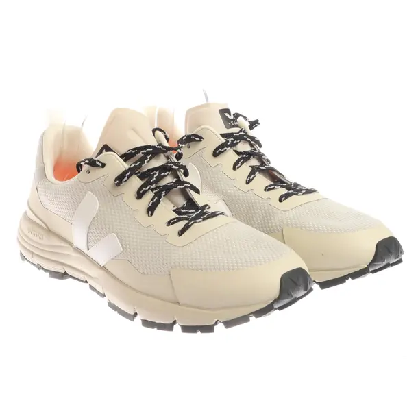 Sneakers in White, , Veja