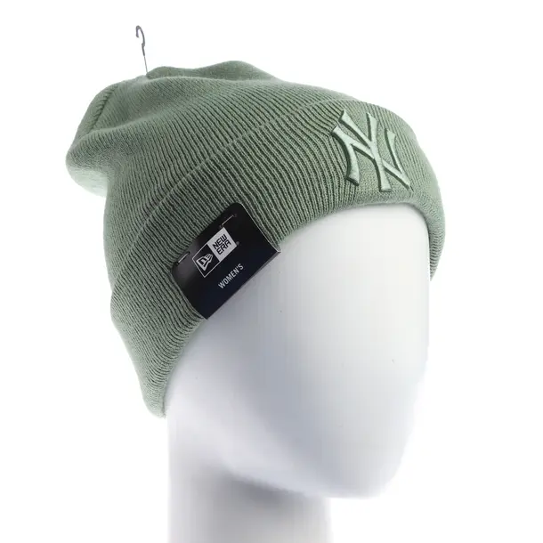 Beanie in Green, Acrylic, New Era