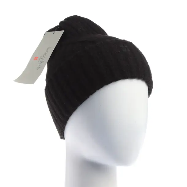 Beanie in Black, Acrylic, Sweaty Betty