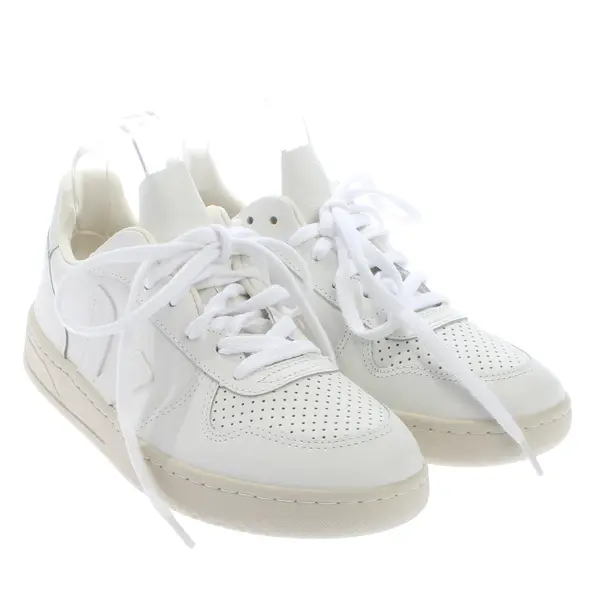 Sneakers in White, , Veja