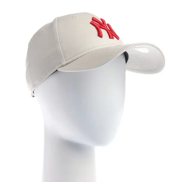 Cap in White, Cotton, New Era