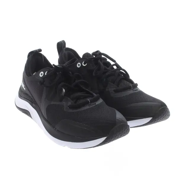 Sneakers in Black, , Under Armour