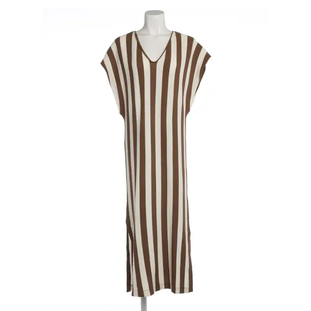 Dress in White, Cotton, Closed