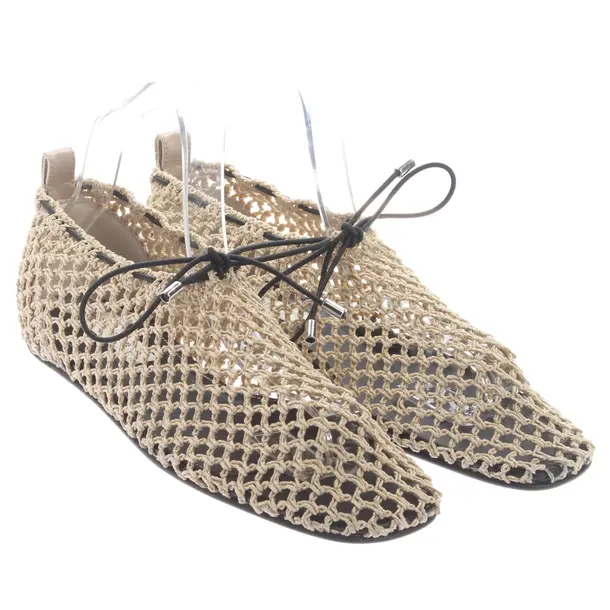 Flats, in Light Brown, Totême