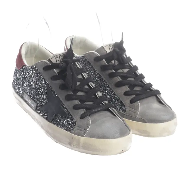 Sneaker, in Grau, Golden Goose