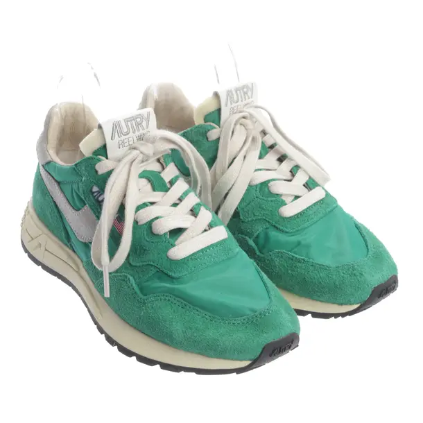Sneakers, in Green, Autry