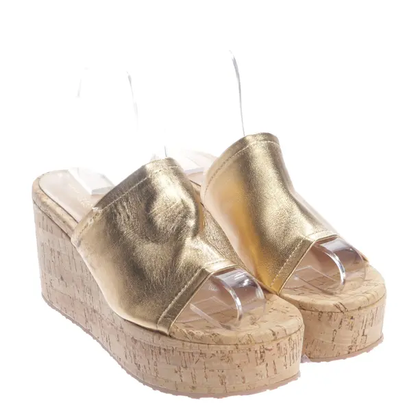 Wedges, in Gold, Gianvito Rossi
