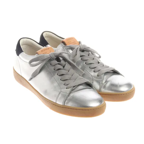 Sneaker, in argento, Chiuso
