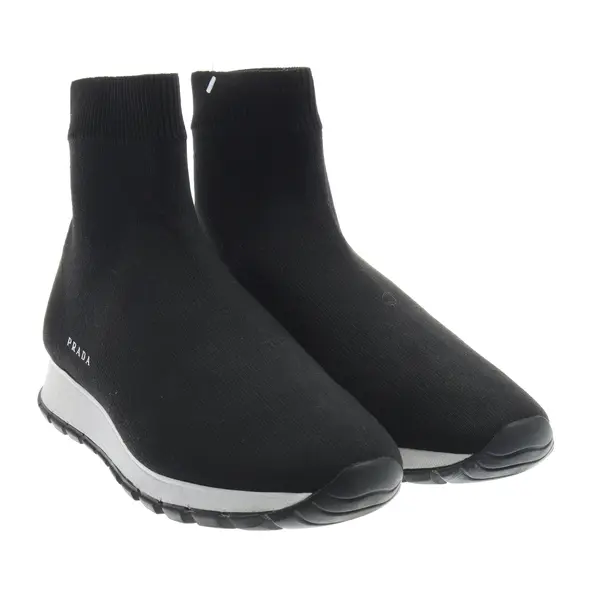 High-Top Sneaker, in Schwarz, Prada