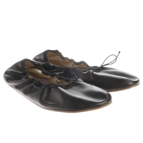 Ballerinas, in Schwarz, The Row