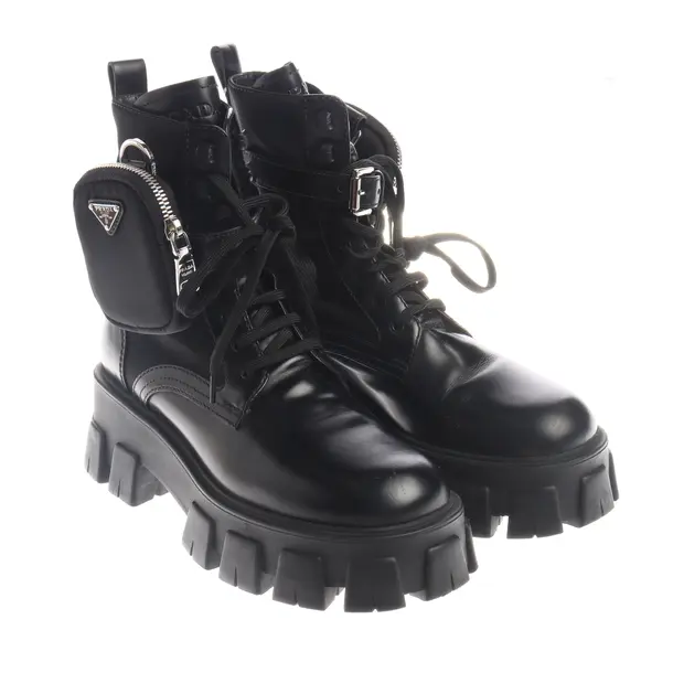 Boots, in Schwarz, Prada