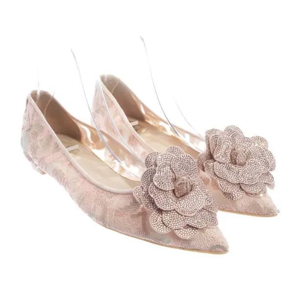 Ballerinas, in Hellrosa, Ras