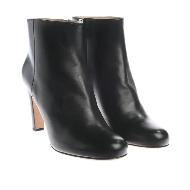 Ankle Boots, in Black, Unützer