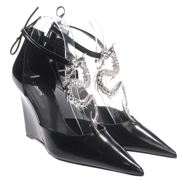 Wedges, in Schwarz, Coperni