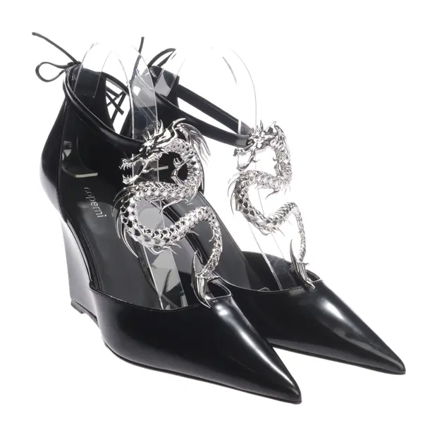 Wedges, in Schwarz, Coperni