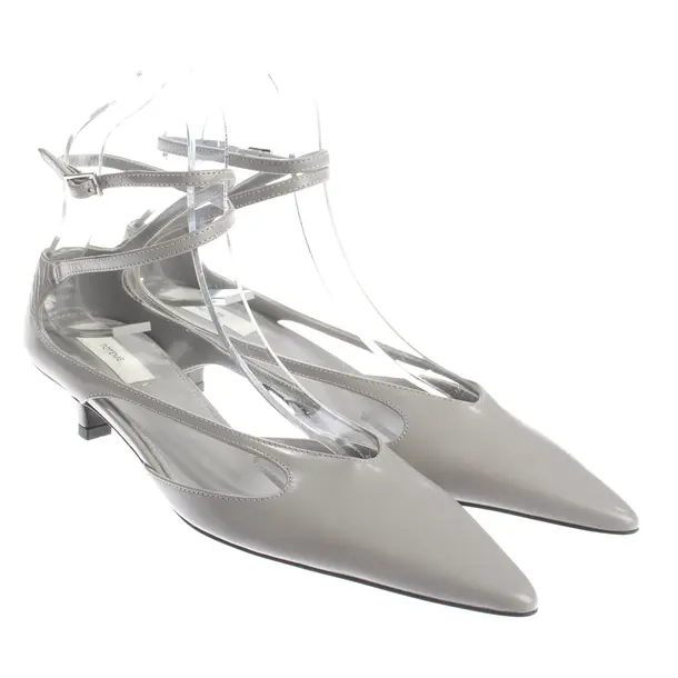 Pumps, in Gray, Totême