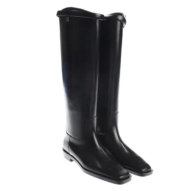 Boots, in Black, Totême