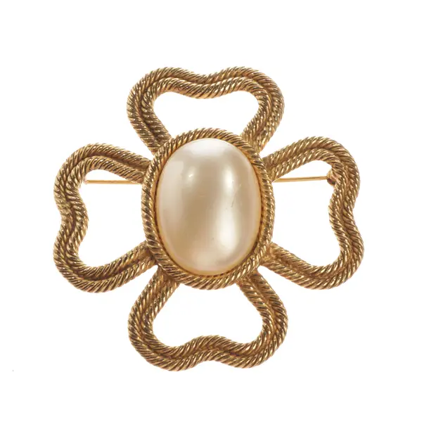 Brosche, in Gold, Metall (metallisch, metallisiert), Chanel