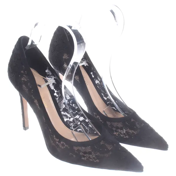 Pumps, in Black, Gianvito Rossi