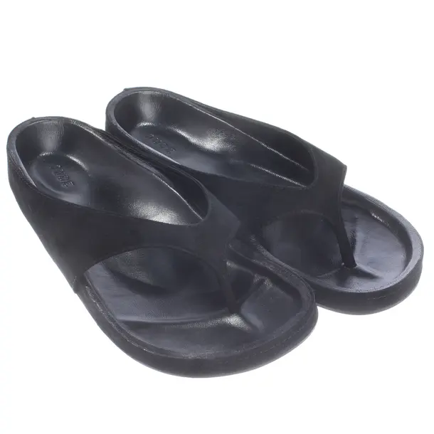 Sandals, in Black, Jude