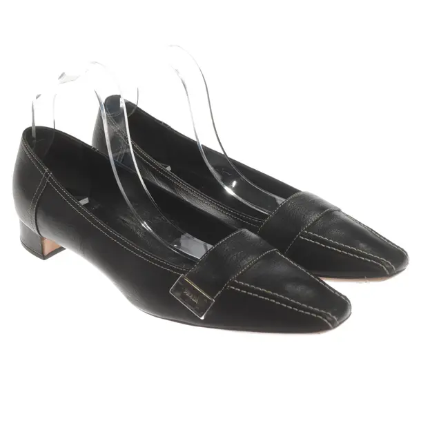 Décolleté, in Nero, Prada