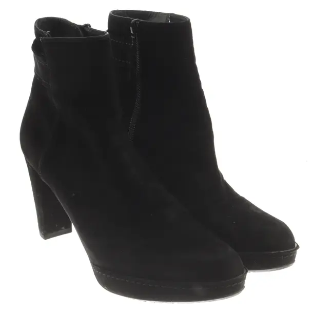 Ankle Boots, in Black, Stuart Weitzman