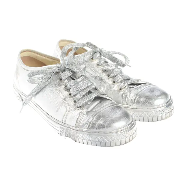 Sneaker, in argento, Chanel