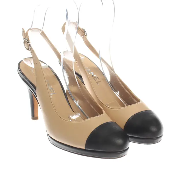 Slingbacks, in Nude, Chanel
