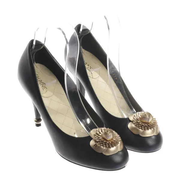Pumps, in Black, Chanel