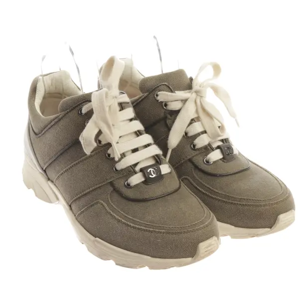 Sneaker, in Grün, Chanel