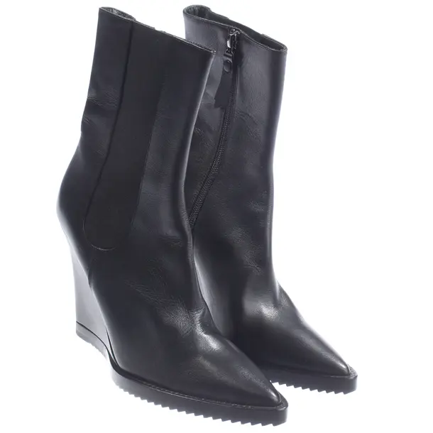 Ankle Boots, in Black, High Use