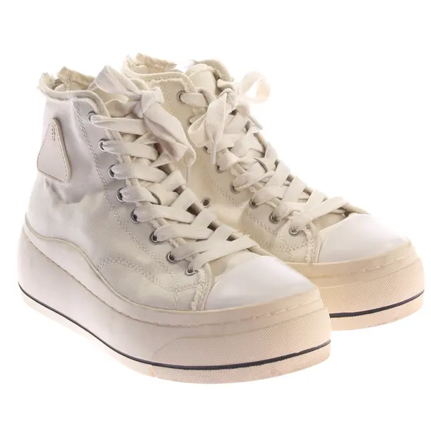 High-Top Sneaker, in Cream, R13