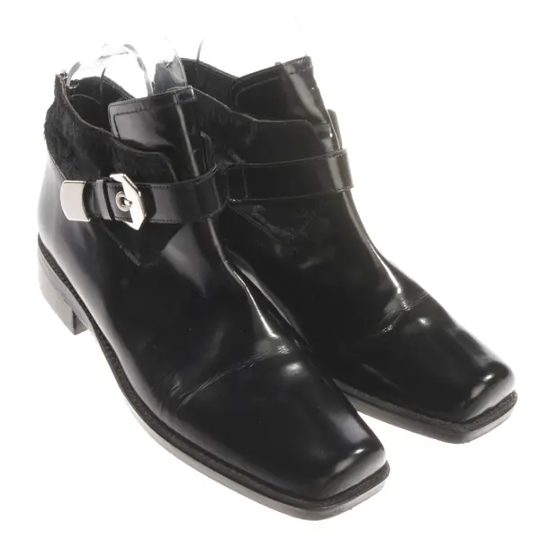 Ankle Boots, in Black, Stuart Weitzman
