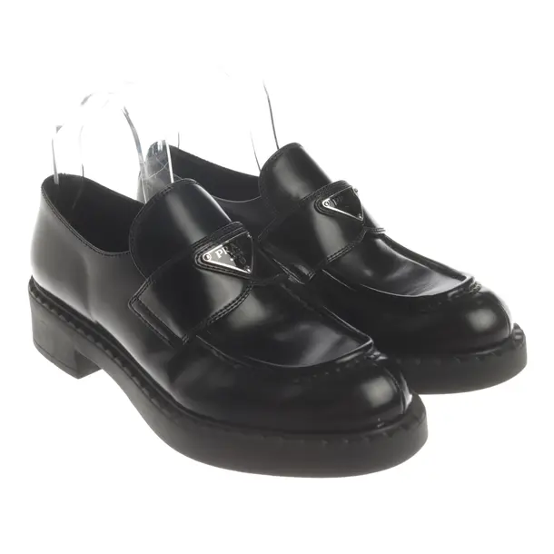 Loafers, in Schwarz, Prada
