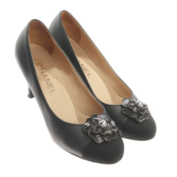 Pumps, in Grau, Chanel