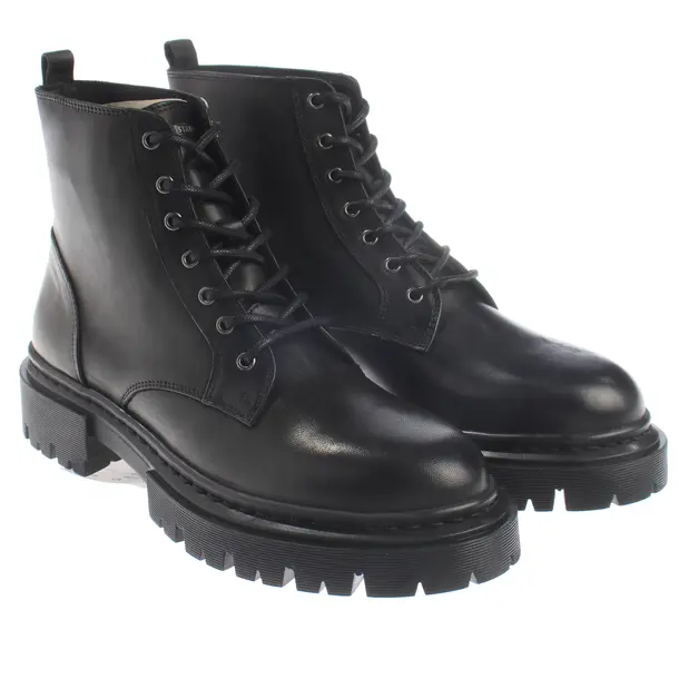 Boots, in Black, Staud
