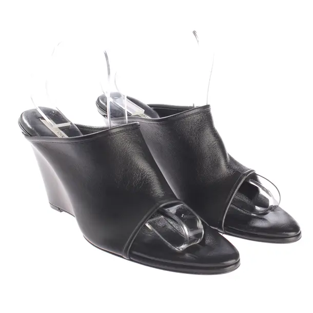 Wedges, in Schwarz, Christen