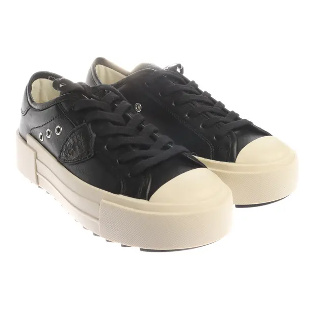 Sneakers in Black, , Philippe Model