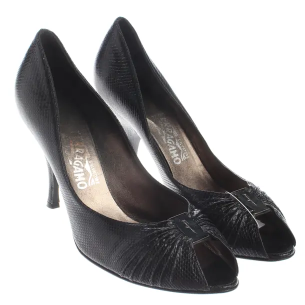 Peeptoes, in Nero, Salvatore Ferragamo