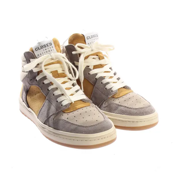 High-Top Sneakers, in Multicolored, Closed