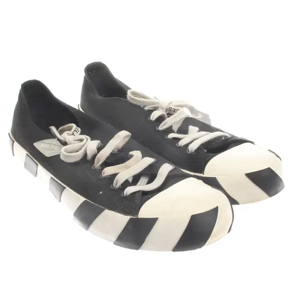 Sneakers, in Black, Off-White