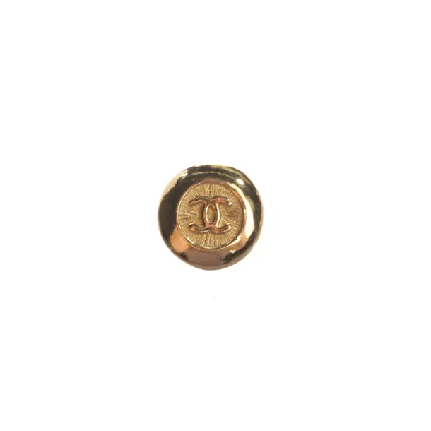 Button, in Gold, Metal (metallic, metallised), Chanel