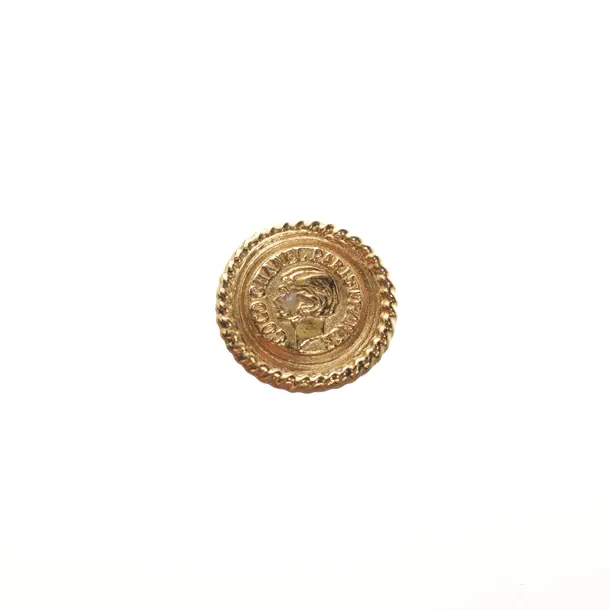 Button, in Gold, Metal (metallic, metallised), Chanel