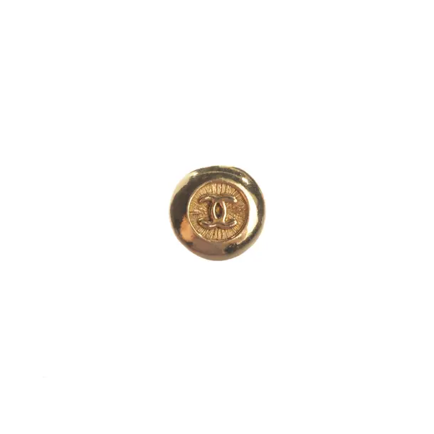 Button, in Gold, Metal (metallic, metallised), Chanel