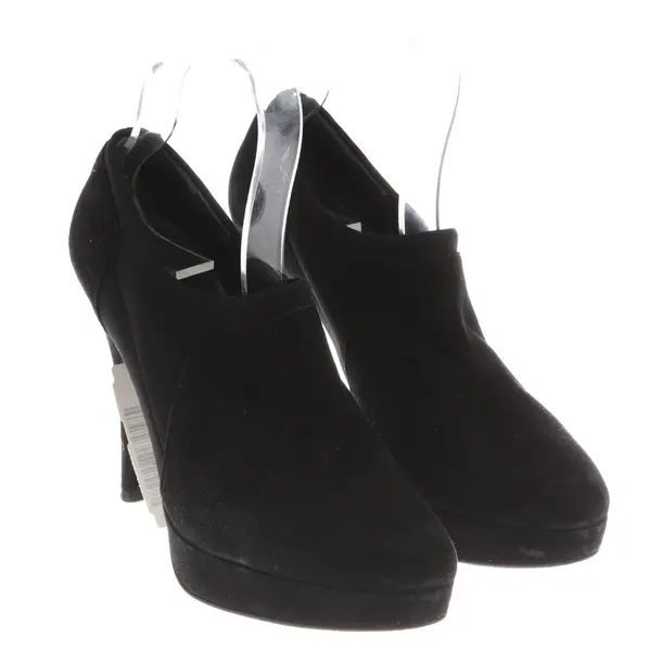 Ankle Pumps, in Schwarz, Stuart Weitzman