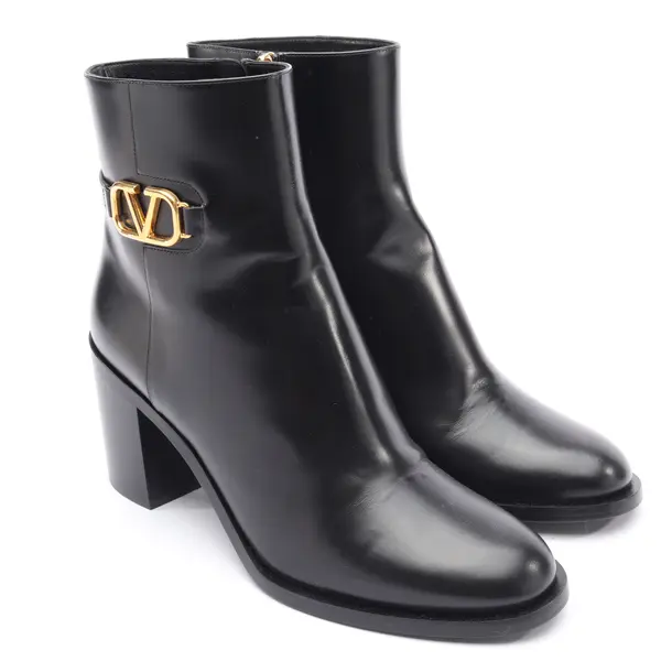 Stiefeletten in Schwarz, , Valentino