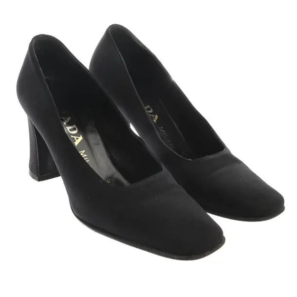 Pumps in Schwarz, , Prada