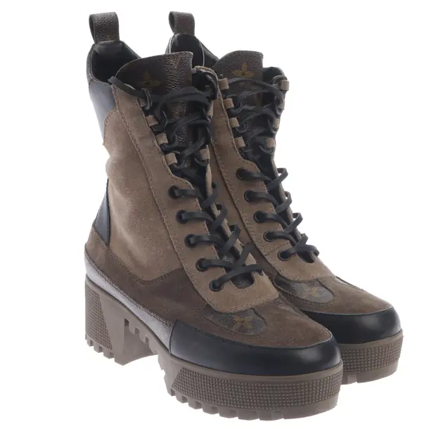 Boots in Braun, , Louis Vuitton